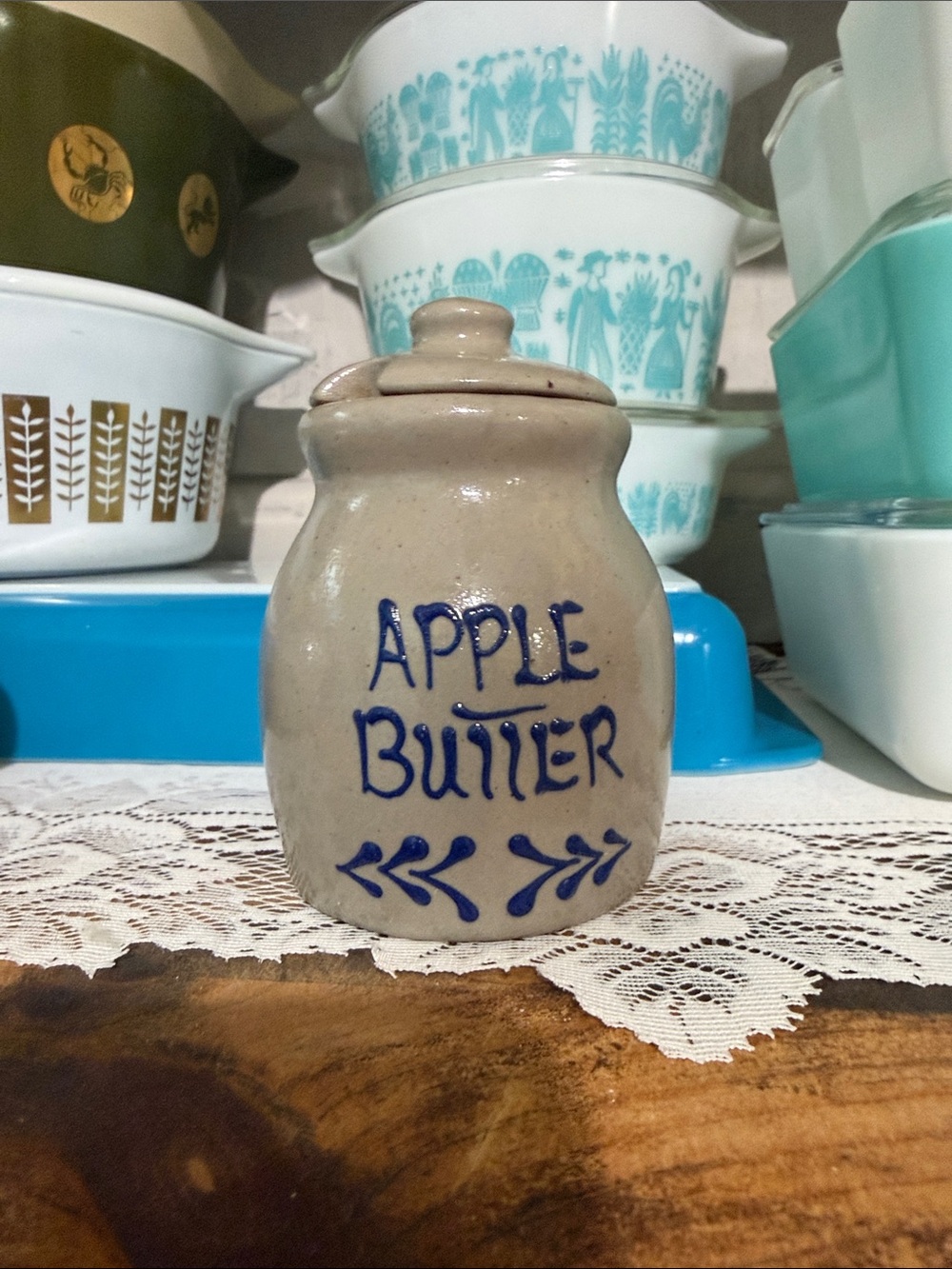 Beaumont Brothers Pottery (BBP) salt-glazed apple butter crock